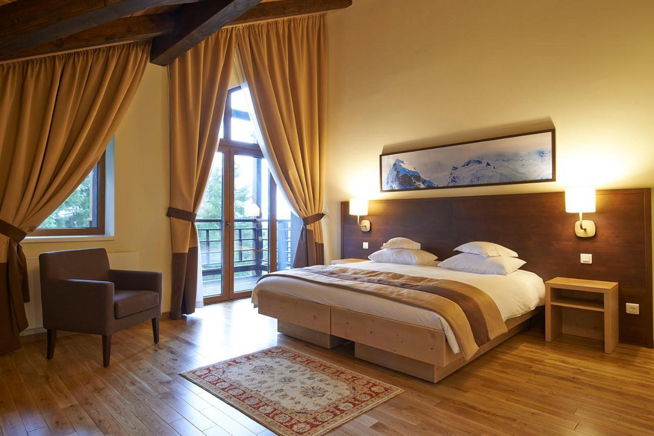 Ana Bradul Hotel 4*